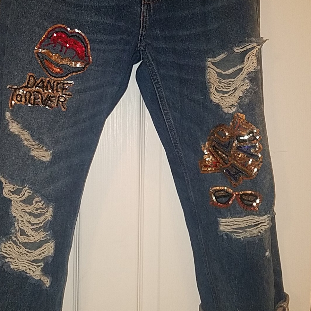 Jeans - Picture 2 of 4